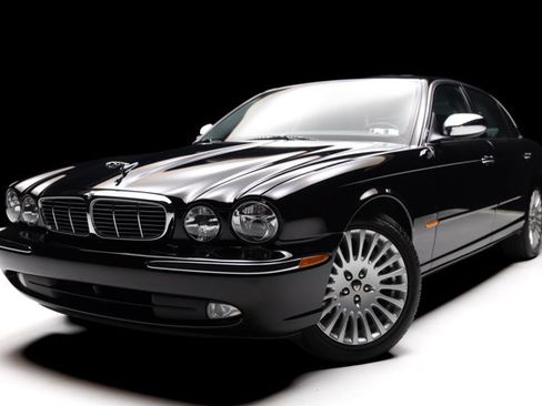 Used 2005 Jaguar XJ8 RWD image 17