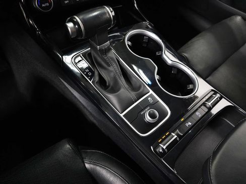 Used 2018 Kia Stinger image 22