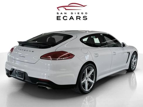 Used 2016 Porsche Panamera image 5