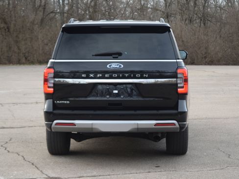 Used 2023 Ford Expedition Limited image 26