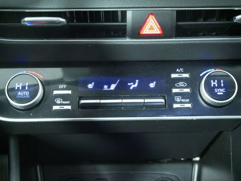 Used 2022 Hyundai Sonata SEL w/ Convenience Package image 29