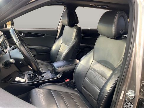 Used 2016 Kia Sorento SX w/ SXL Technology Package FWD image 8
