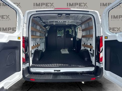 Used 2025 Ford Transit 250 Low Roof RWD image 13