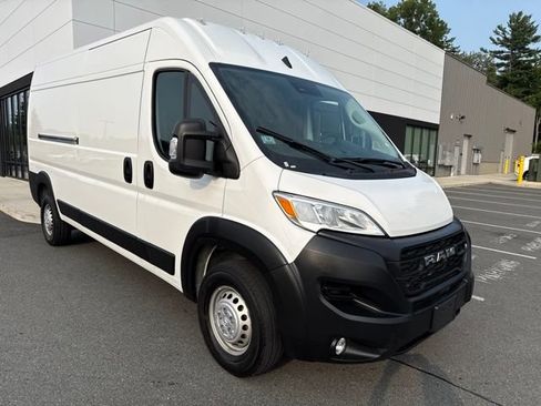 Used 2026 RAM ProMaster 2500 w/ Convenience Group FWD image 6