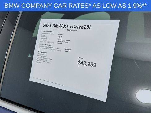 Used 2025 BMW X1 xDrive28i AWD/4WD image 10