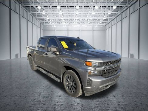 Used 2021 Chevrolet Silverado 1500 Custom RWD image 3