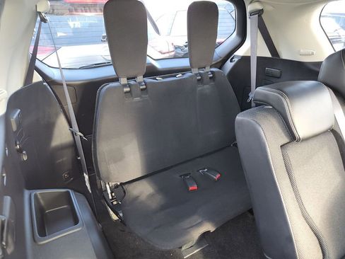 Used 2010 Mitsubishi Outlander XLS image 14