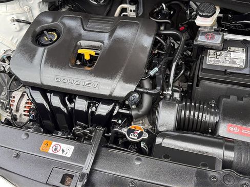 Used 2021 Kia Soul LX FWD image 17
