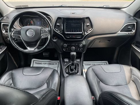 Used 2019 Jeep Cherokee Limited AWD/4WD image 21