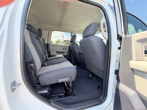 Used 2012 RAM 3500 SLT image 18