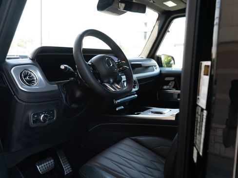Used 2025 Mercedes-Benz G 63 AMG 4MATIC image 12