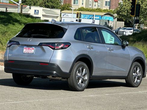 New 2026 Honda HR-V LX image 4