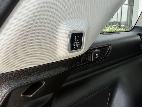 Used 2022 Jeep Grand Cherokee Limited 4xe AWD/4WD image 12