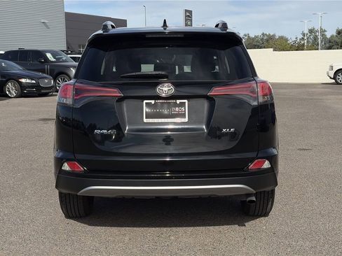 Used 2018 Toyota RAV4 XLE w/ Plus Extra Value Package FWD image 28