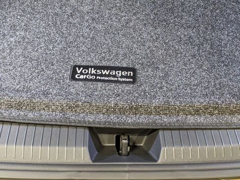 New 2026 Volkswagen Tiguan SE R-Line AWD/4WD image 28