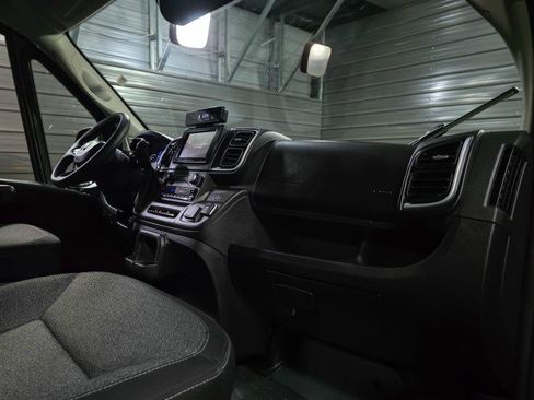 Used 2024 RAM ProMaster 2500 w/ Quick Order Package 22G SLT image 15