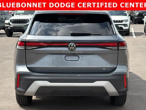 Used 2025 Volkswagen Tiguan S AWD/4WD image 6