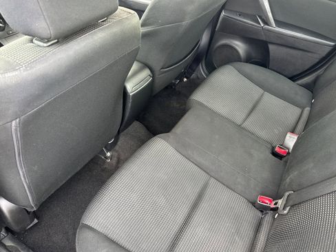 Used 2013 MAZDA MAZDA3 i SV image 25