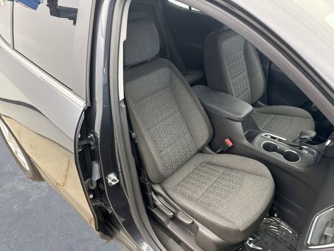 Used 2023 Chevrolet Equinox LT image 16