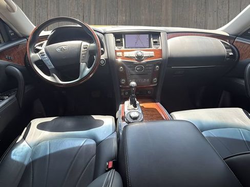 Used 2017 INFINITI QX80 4WD image 17