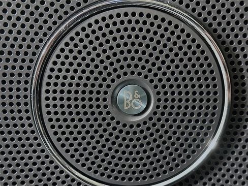 Used 2024 Ford Expedition Limited image 21