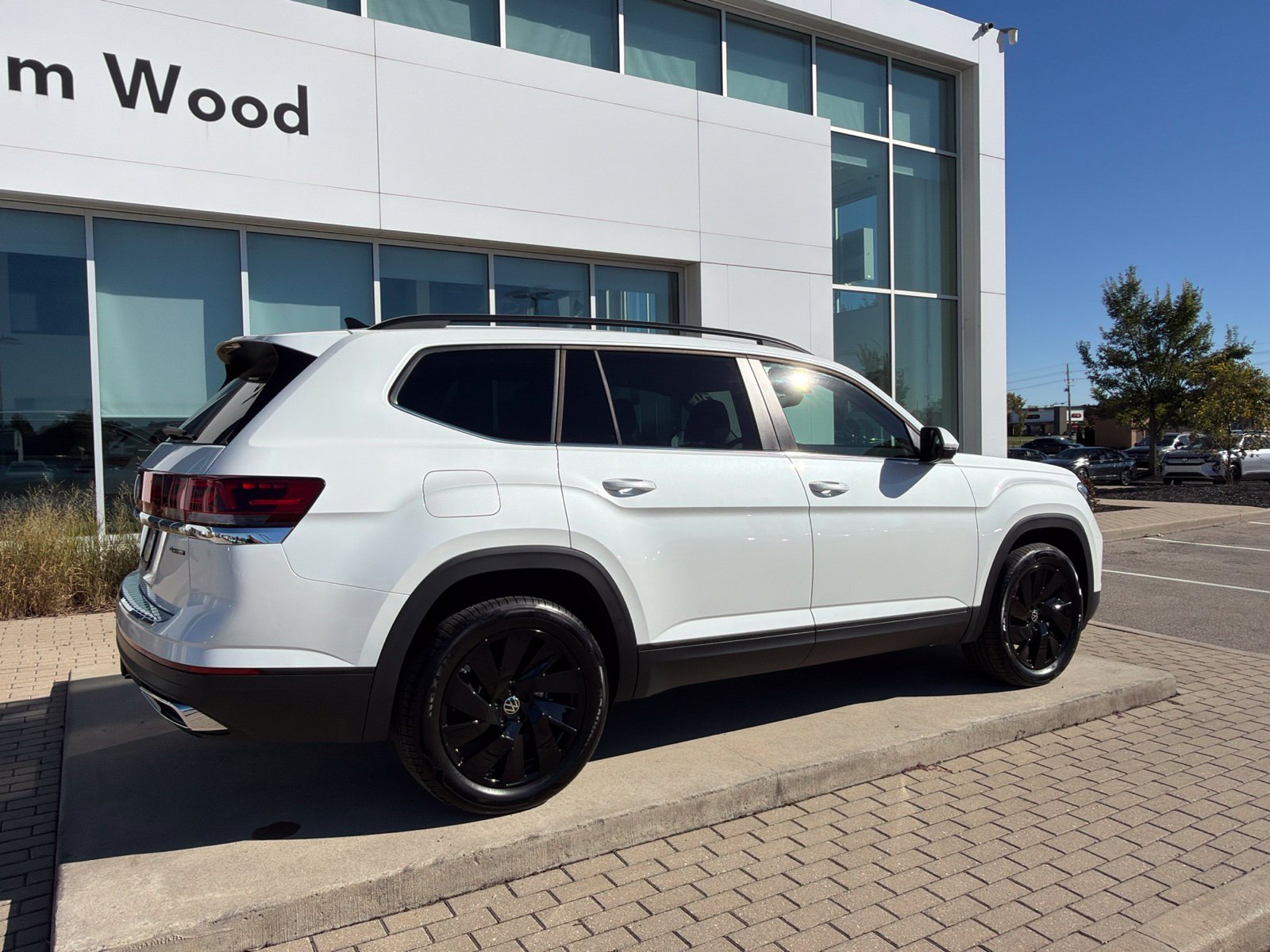 Used 2026 Volkswagen Atlas SE w/ Black Wheel Package AWD/4WD image 61