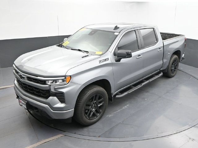 Used 2024 Chevrolet Silverado 1500 RST AWD/4WD image 37