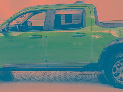 Certified 2026 Ford Maverick Tremor AWD/4WD image 5