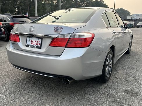 Used 2013 Honda Accord LX image 5