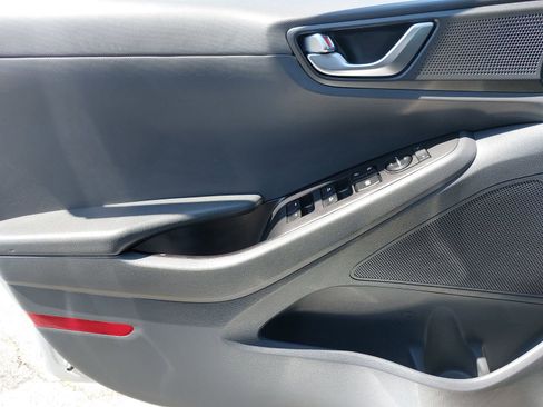 Used 2019 Hyundai Ioniq Limited FWD image 30