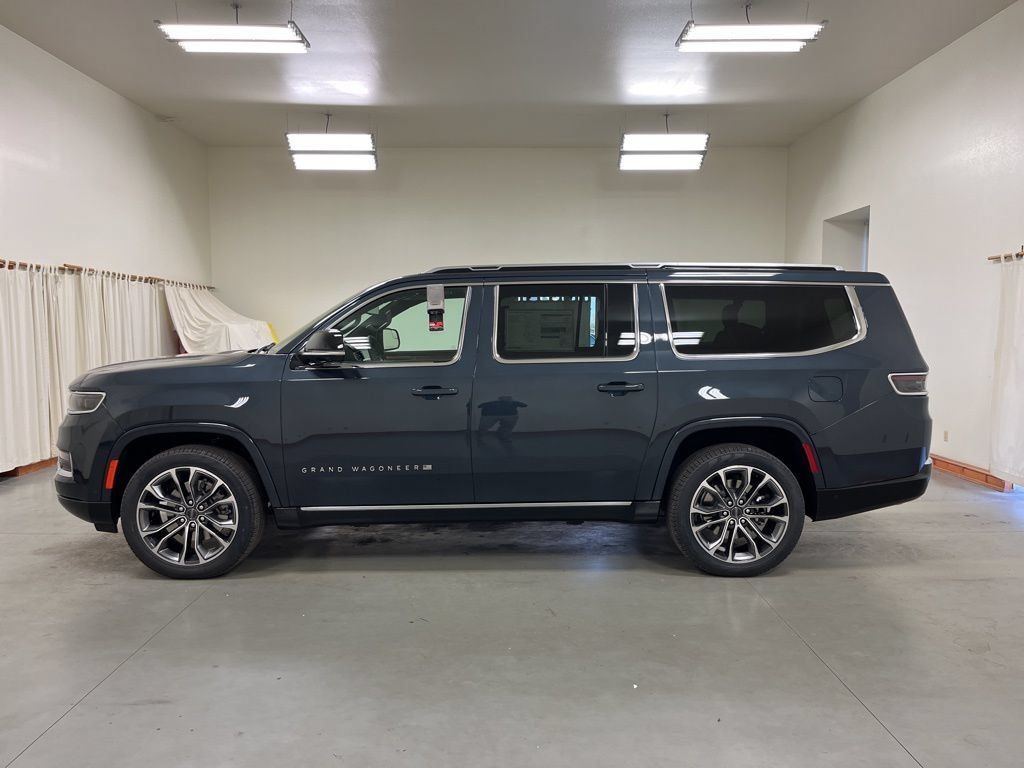 New 2024 Jeep Grand Wagoneer L Series III AWD/4WD image 5