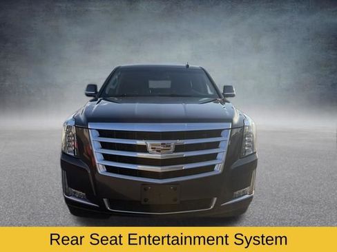 Used 2017 Cadillac Escalade ESV Premium Luxury image 18