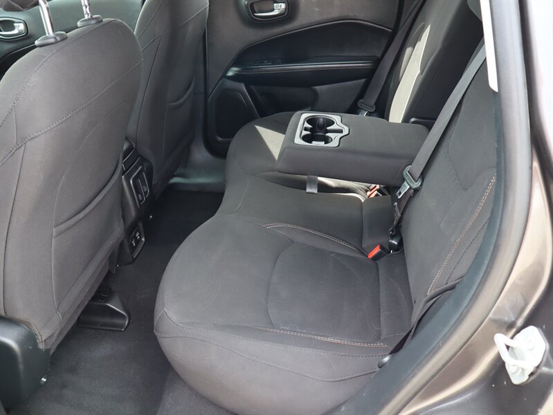 Used 2020 Jeep Compass Sport AWD/4WD image 15