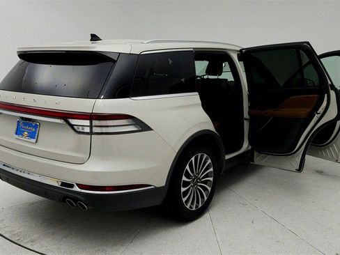 Used 2022 Lincoln Aviator Reserve w/ Elements Package Plus image 12