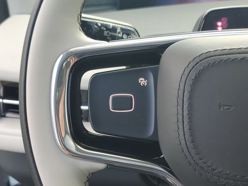 New 2026 Lincoln Navigator Reserve AWD/4WD image 16