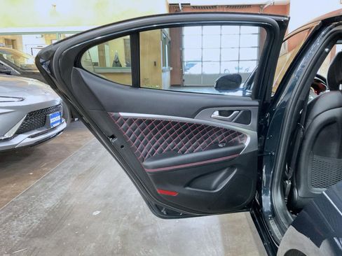 Used 2025 Genesis G70 3.3T Advanced w/ Sport Prestige Package image 20