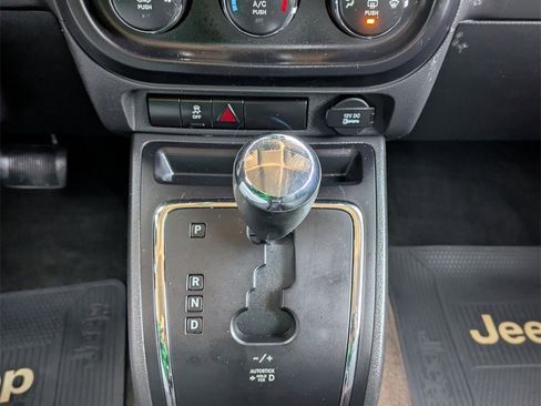 Used 2016 Jeep Patriot Sport w/ Power Value Group image 13