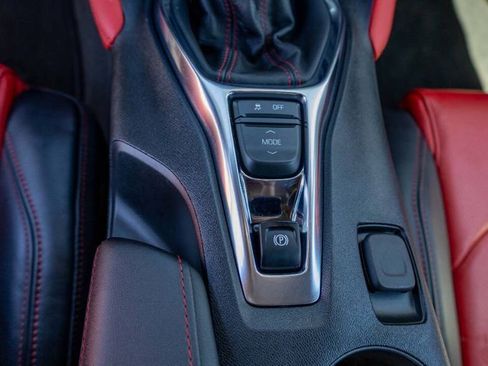Used 2022 Chevrolet Camaro SS image 31
