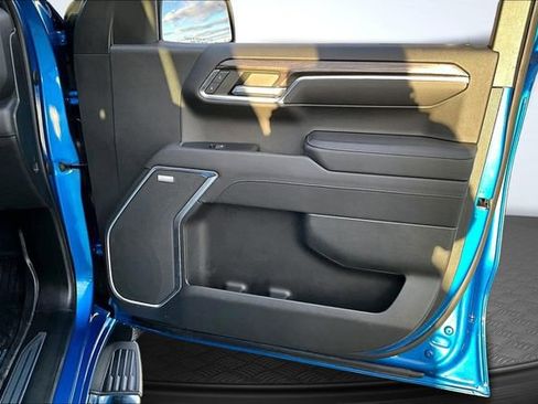 Used 2023 Chevrolet Silverado 1500 LTZ image 28