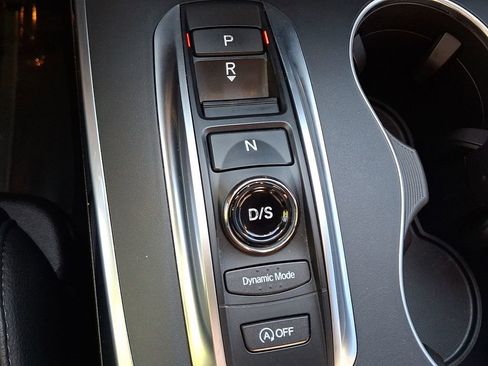 Used 2019 Acura MDX SH-AWD image 16