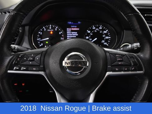 Used 2018 Nissan Rogue SV AWD/4WD image 12