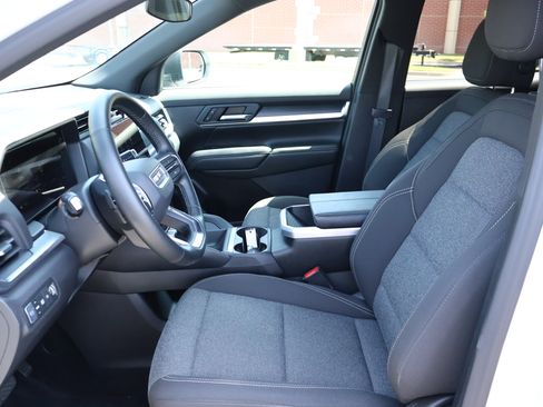 Used 2026 GMC Terrain Elevation FWD image 9