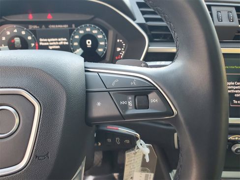 Used 2022 Audi Q3 2.0T Premium Plus w/ Premium Plus Package image 25