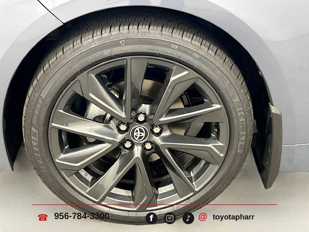 New 2025 Toyota Corolla SE FWD image 10