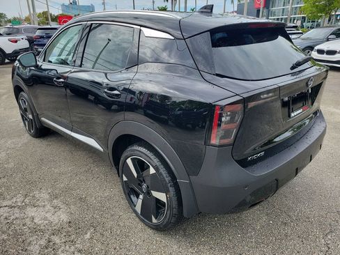 New 2026 Nissan Kicks SR FWD image 5
