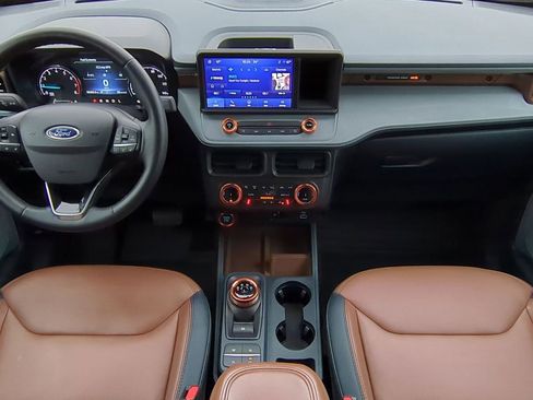 Certified 2023 Ford Maverick Lariat w/ Lariat Luxury Package image 17