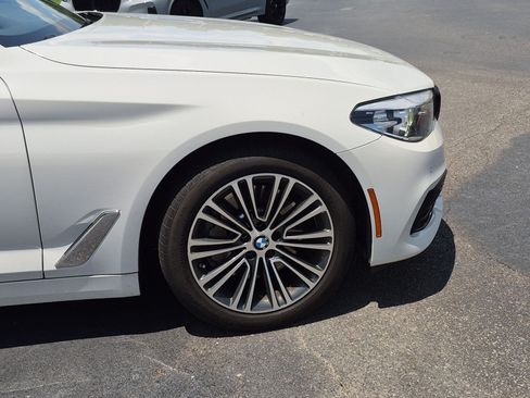 Used 2019 BMW 540i xDrive w/ Convenience Package AWD/4WD image 13
