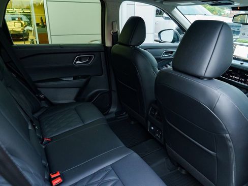 New 2026 Nissan Rogue Platinum w/ Platinum Premium Package image 27