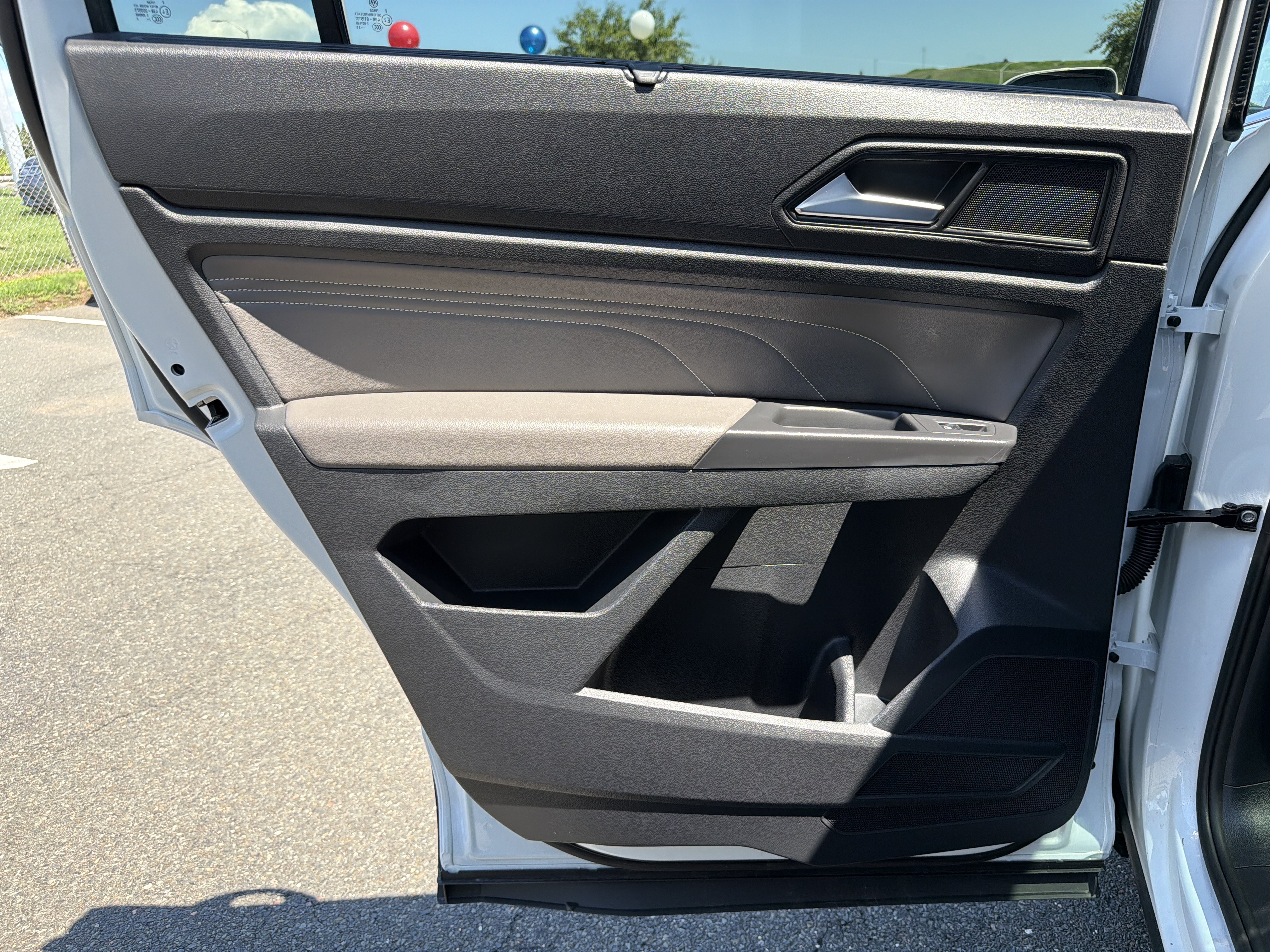 Certified 2023 Volkswagen Atlas SEL AWD/4WD image 24