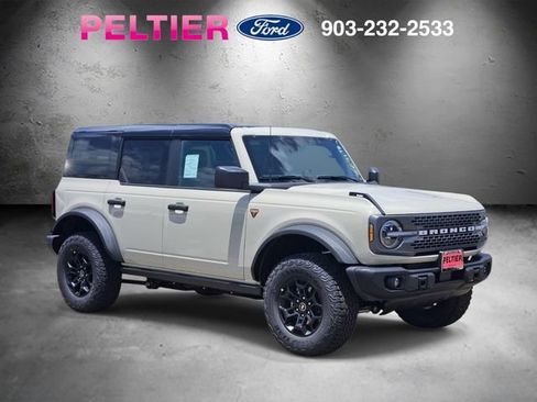 New 2026 Ford Bronco Badlands AWD/4WD image 1